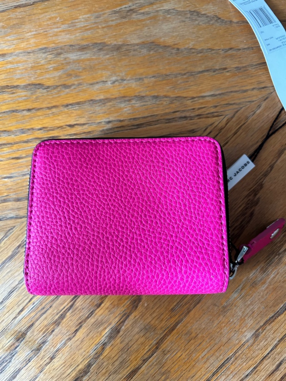 Marc Jacobs Bright Pink Pebbled Zip Wallet - Picture 4 of 5